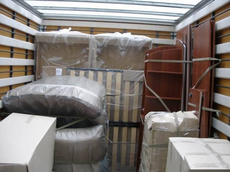 Упаковка вещей и мебели
